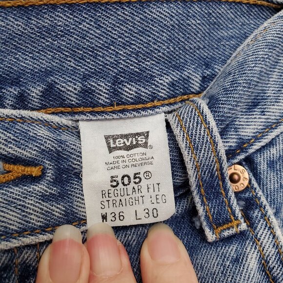 Levi's 505 Regular Fit Straight Leg Y2K medium wash jeans - Picture 5 of 10